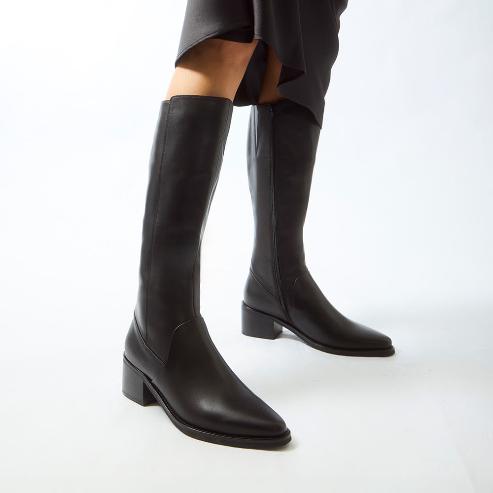 Fortress Java Leather Fortress Boot in Black Leather