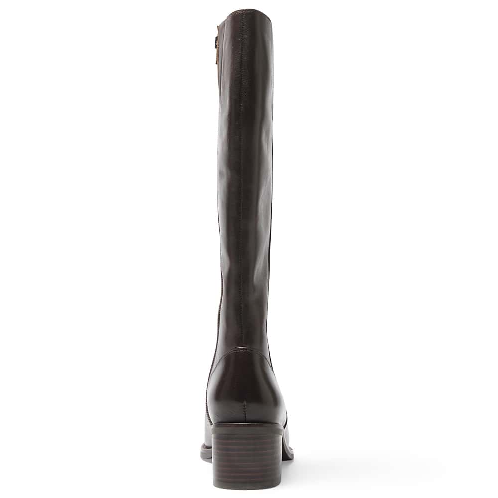 Fortress Boot in Chocolate Glove Leather