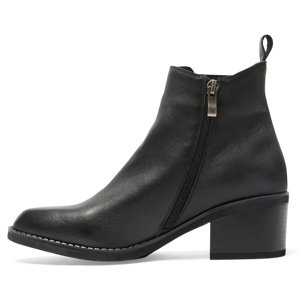 Franklin Boot in Black Leather