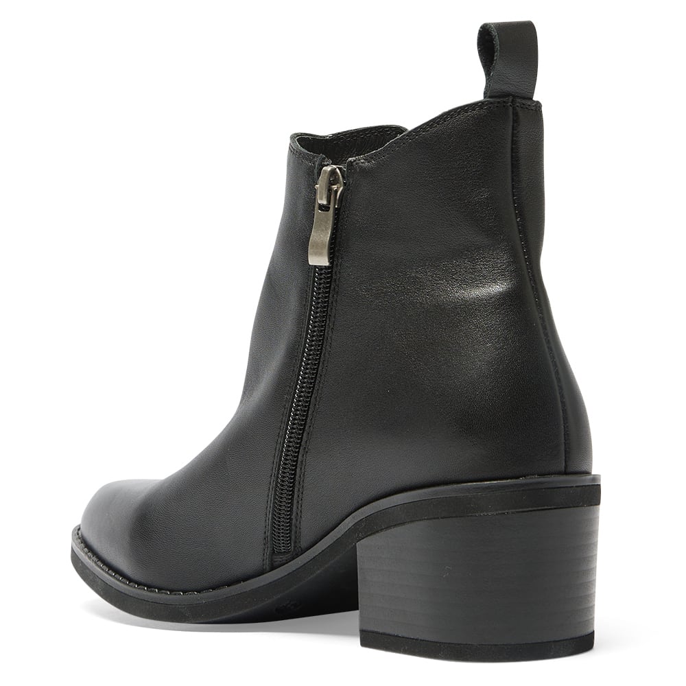 Franklin Boot in Black Leather