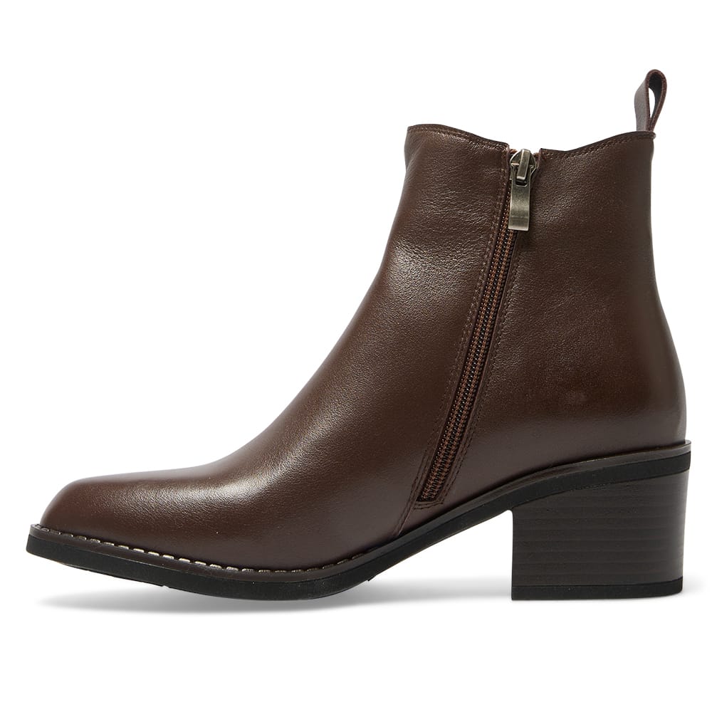 Franklin Boot in Chocolate  Leather