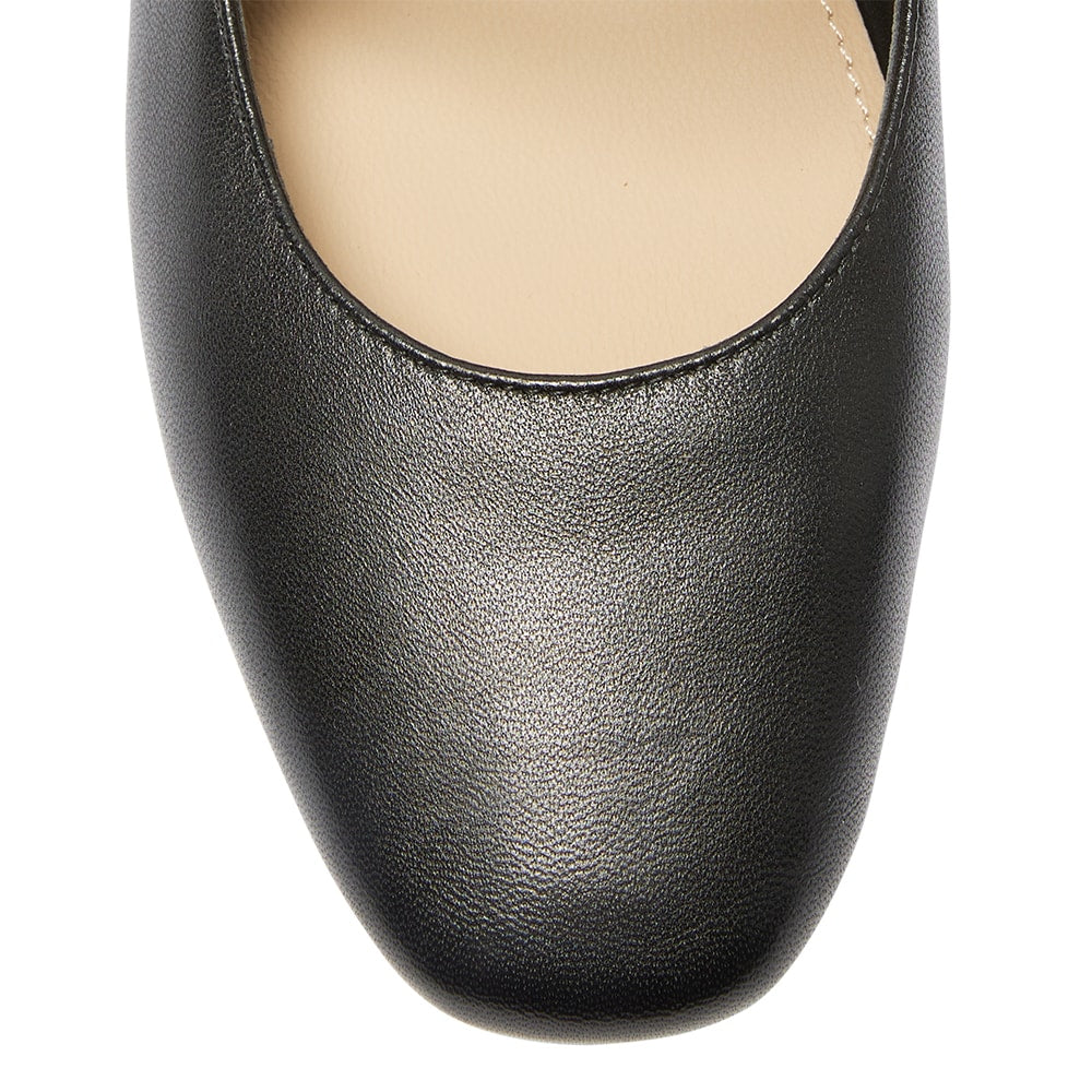 Freda Ballet Flat in Black Leather