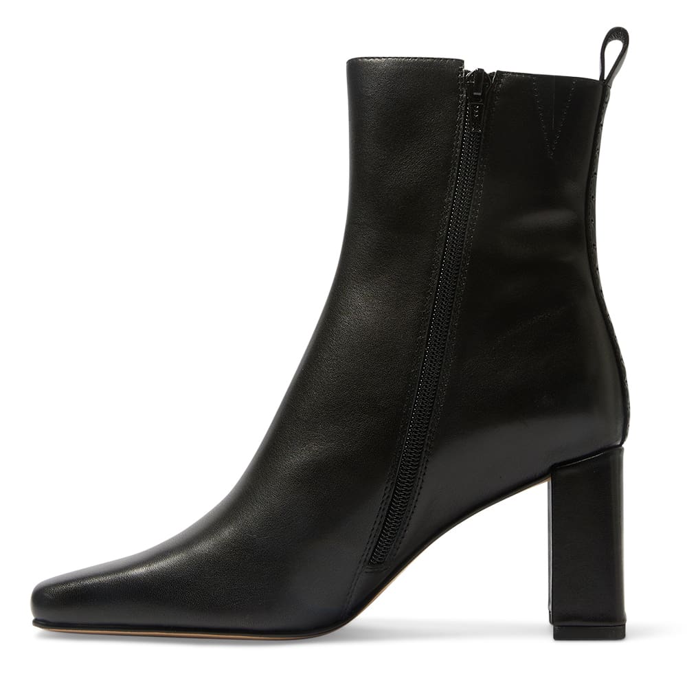Galia Boot in Black Leather