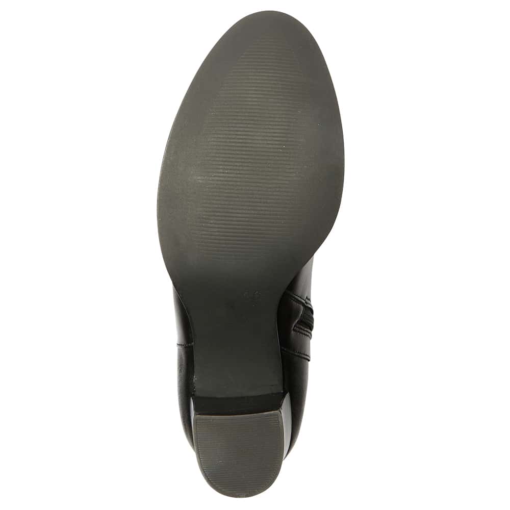 Gianna Boot in Black On Black Leather