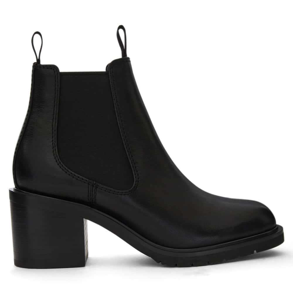 Grasp Boot in Black Leather