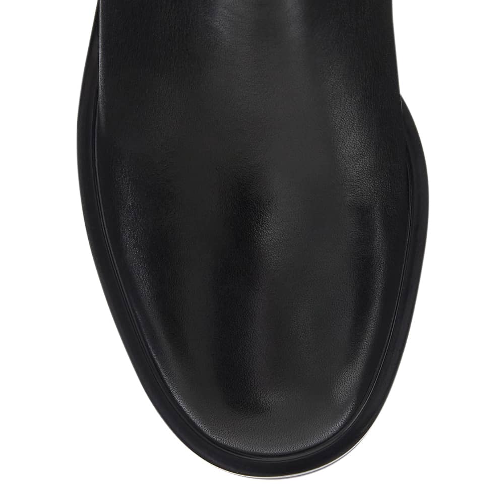 Grasp Boot in Black Leather