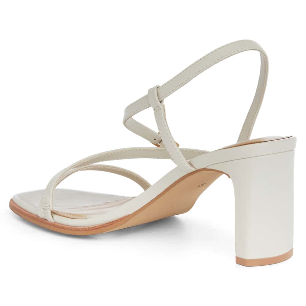 Jennifer Heel in Bone Leather