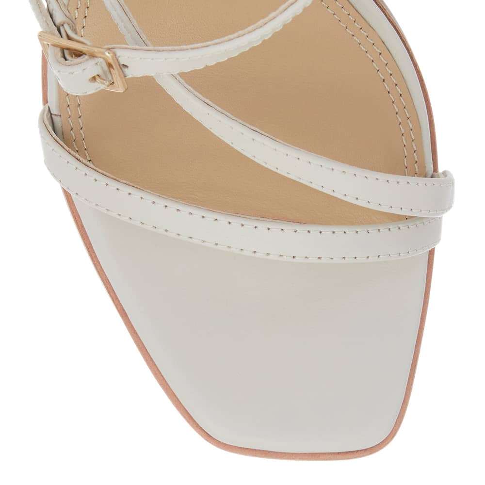 Jennifer Heel in Bone Leather