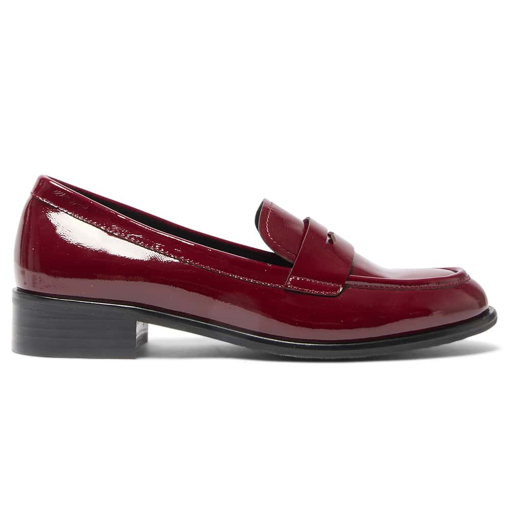 Kassidy Loafer in Wine Patent
