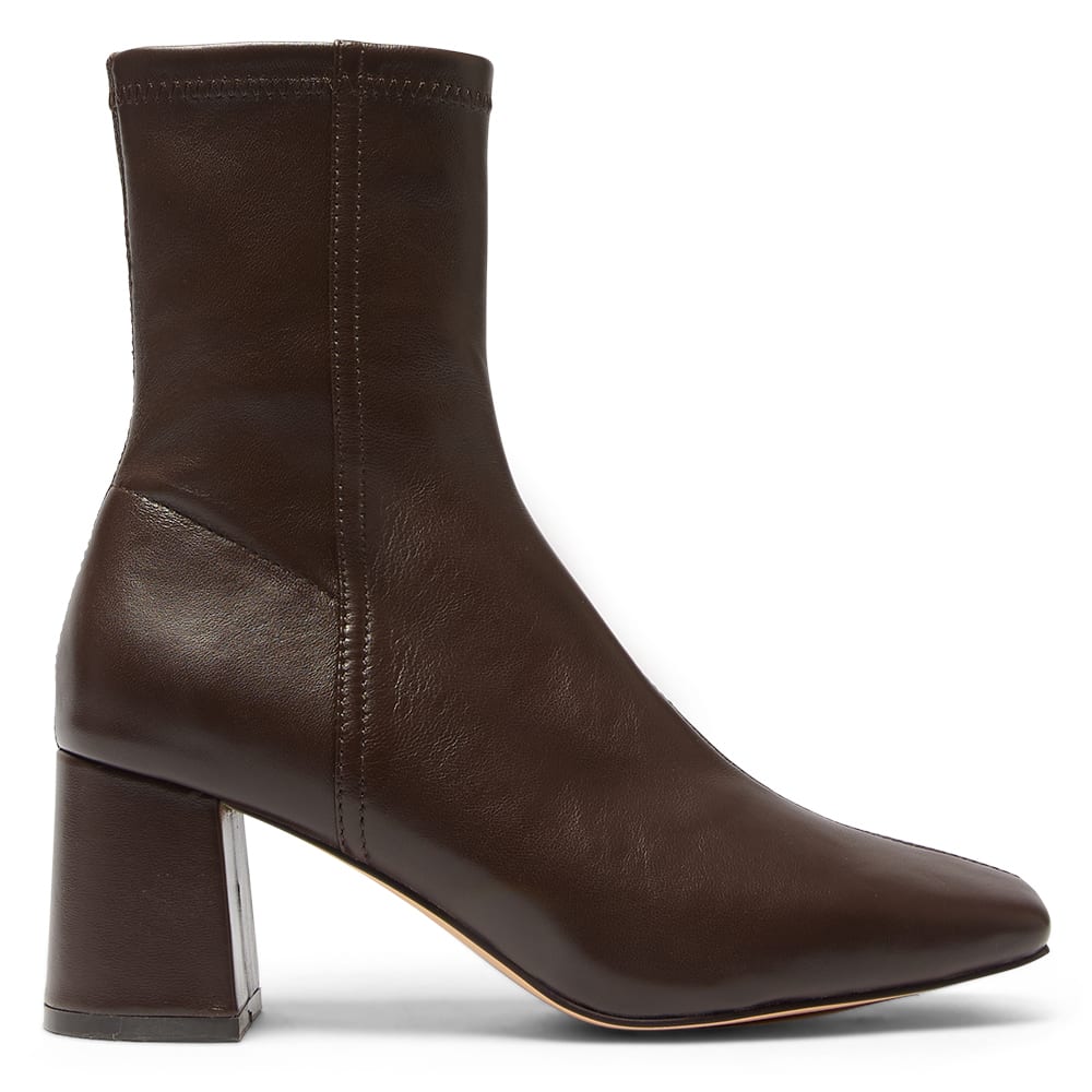 Lantana Boot in Chocolate Stretch Glove Leather