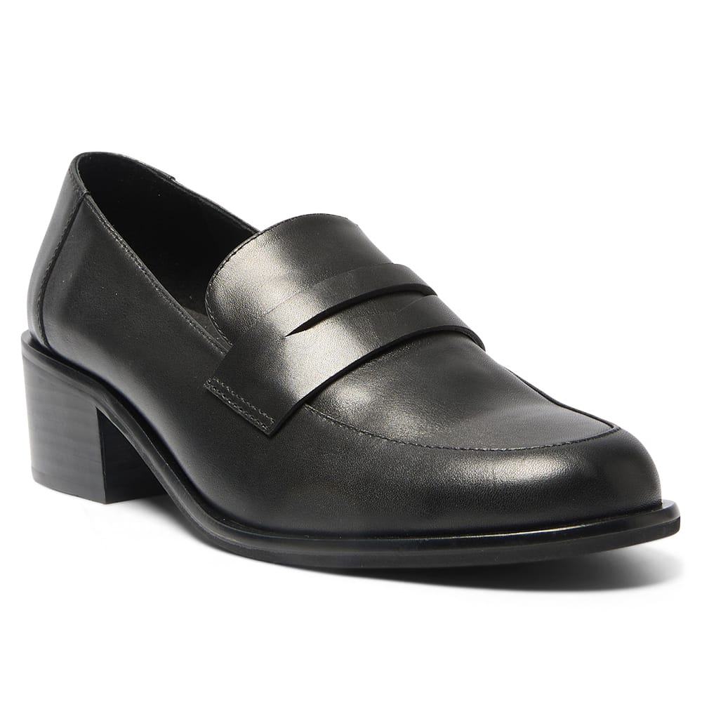Lincoln Loafer in Black Leather