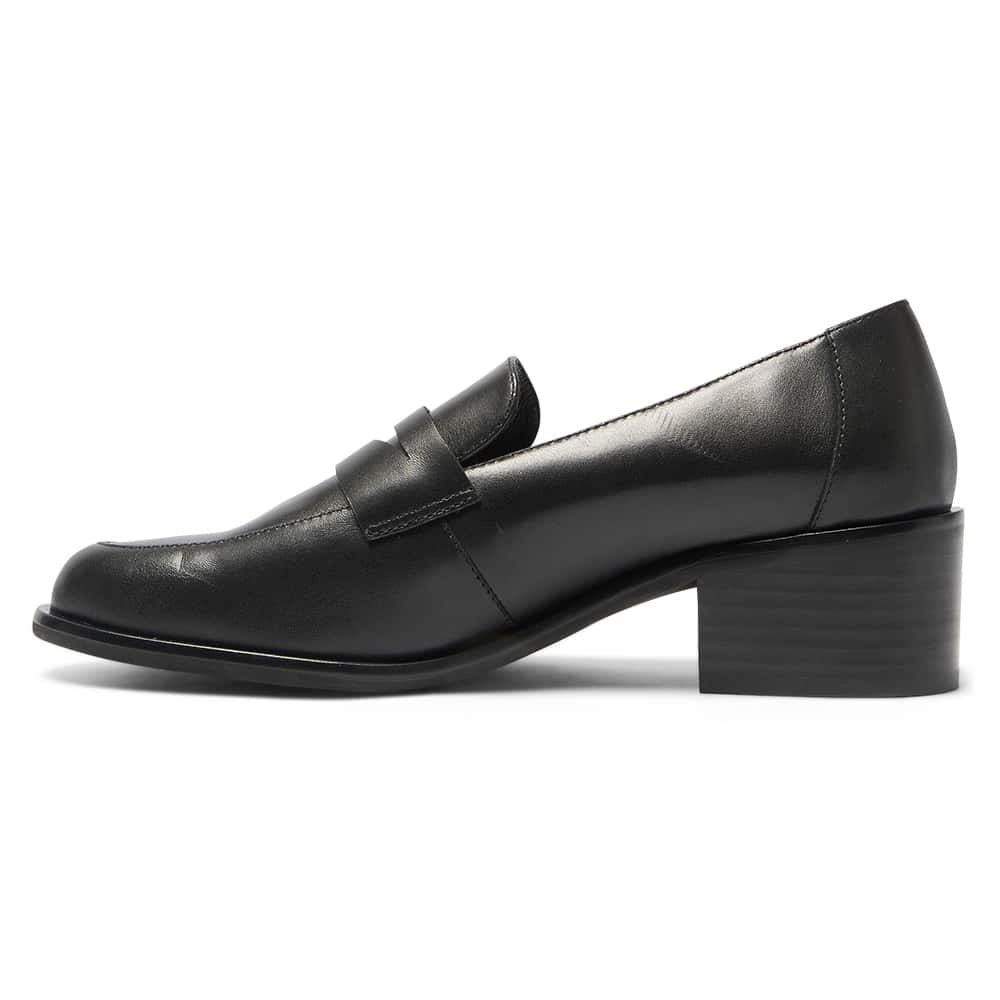 Lincoln Loafer in Black Leather