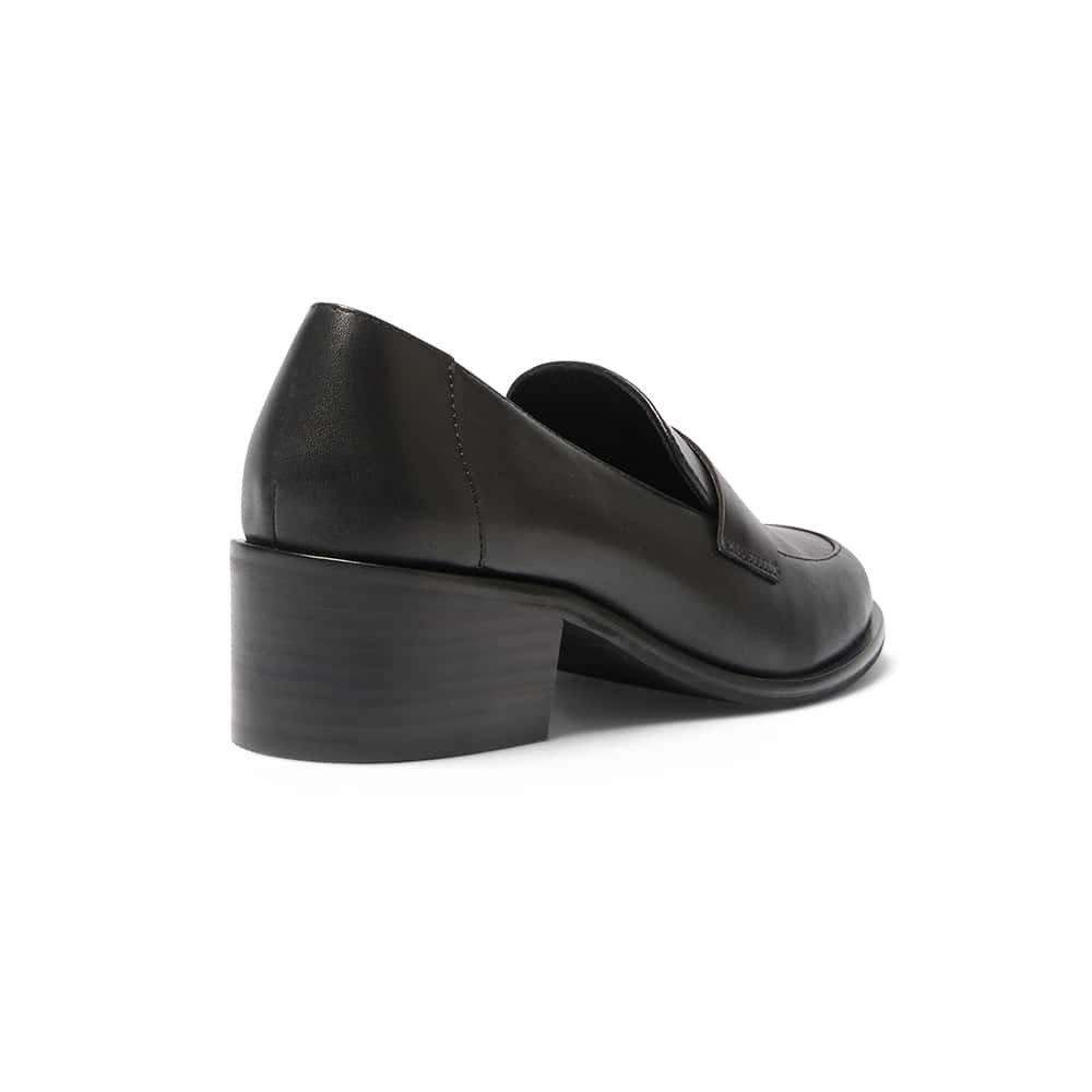 Lincoln Loafer in Black Leather