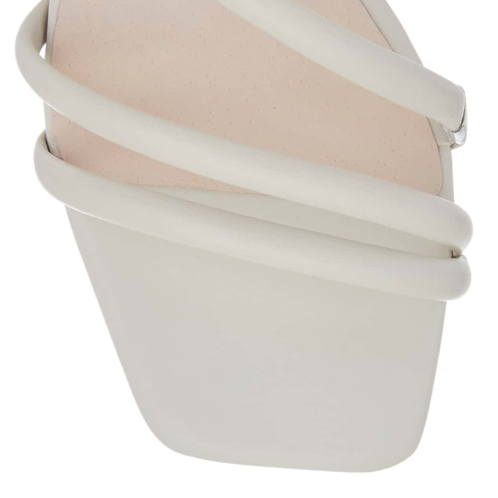 Manila Heel in Bone Leather