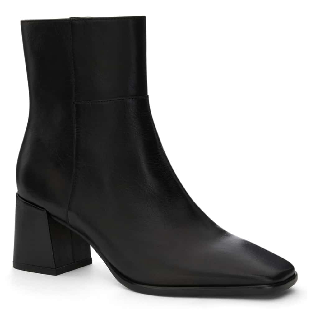 Mira Boot in Black Leather