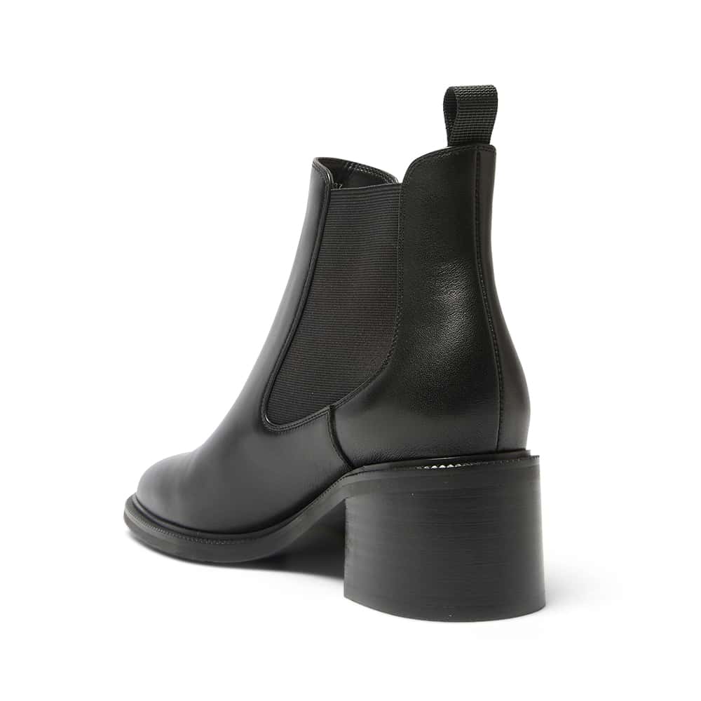 Oxford Boot in Black Leather