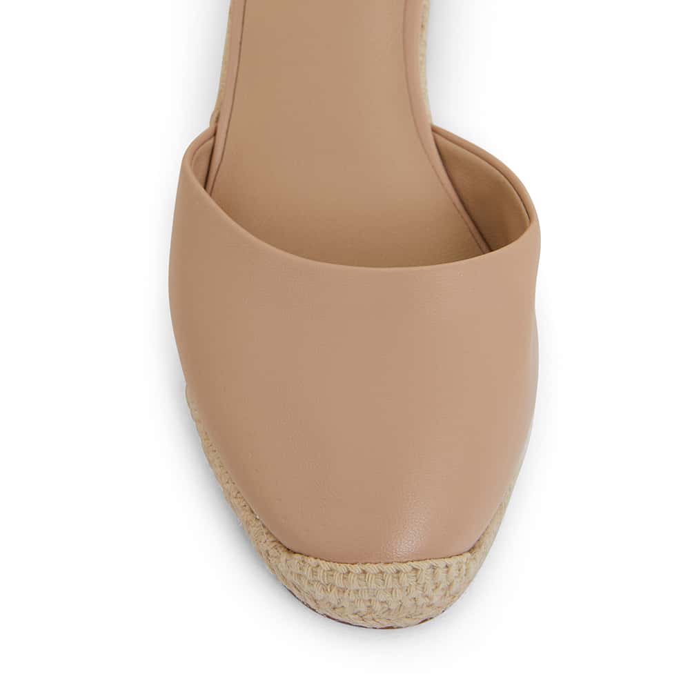 Peru Wedge in Nude Leather