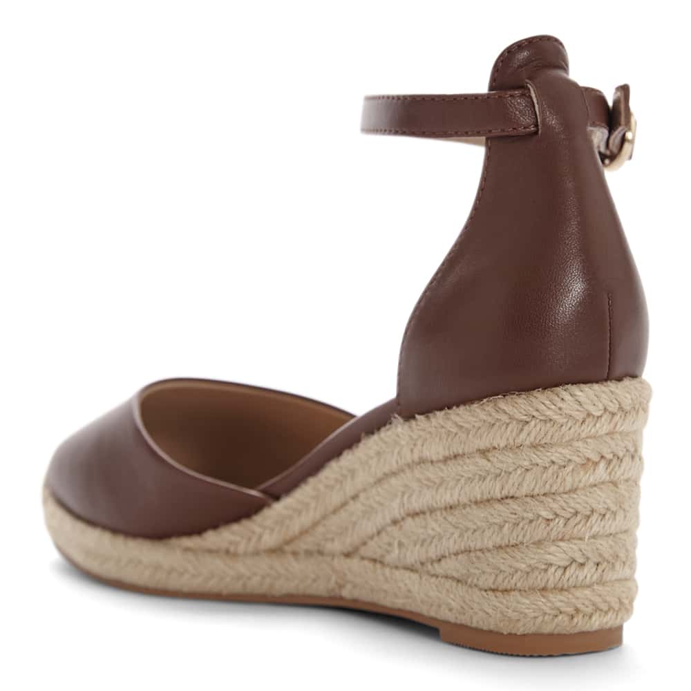 Peru Wedge in Chocolate  Leather