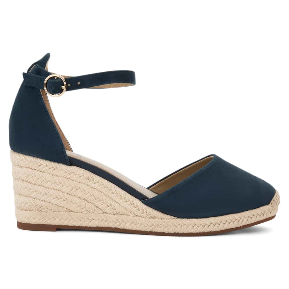 Peru Wedge in Navy Suede