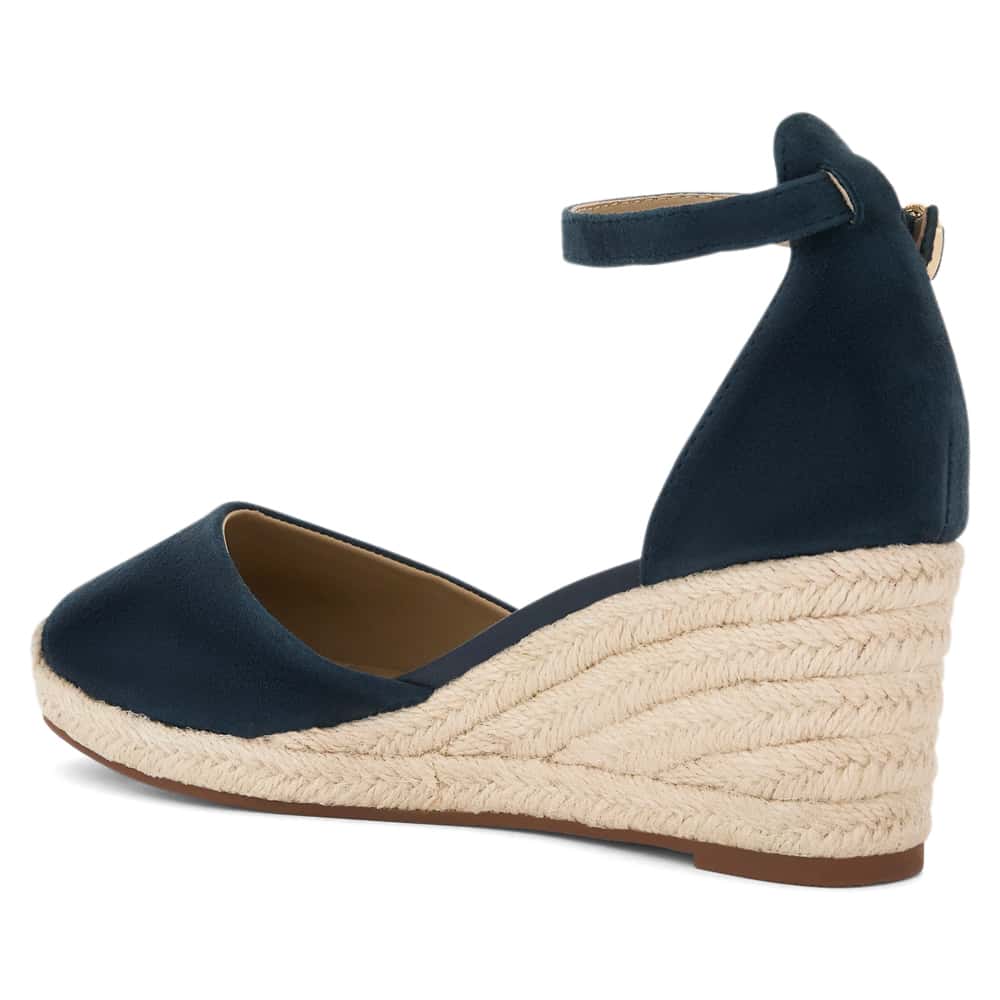 Peru Wedge in Navy Suede