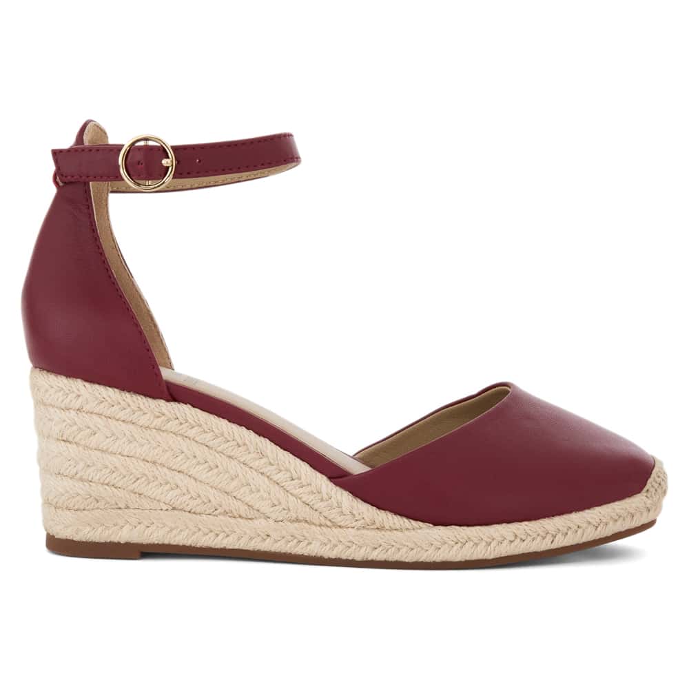 Peru Wedge in Red Leather
