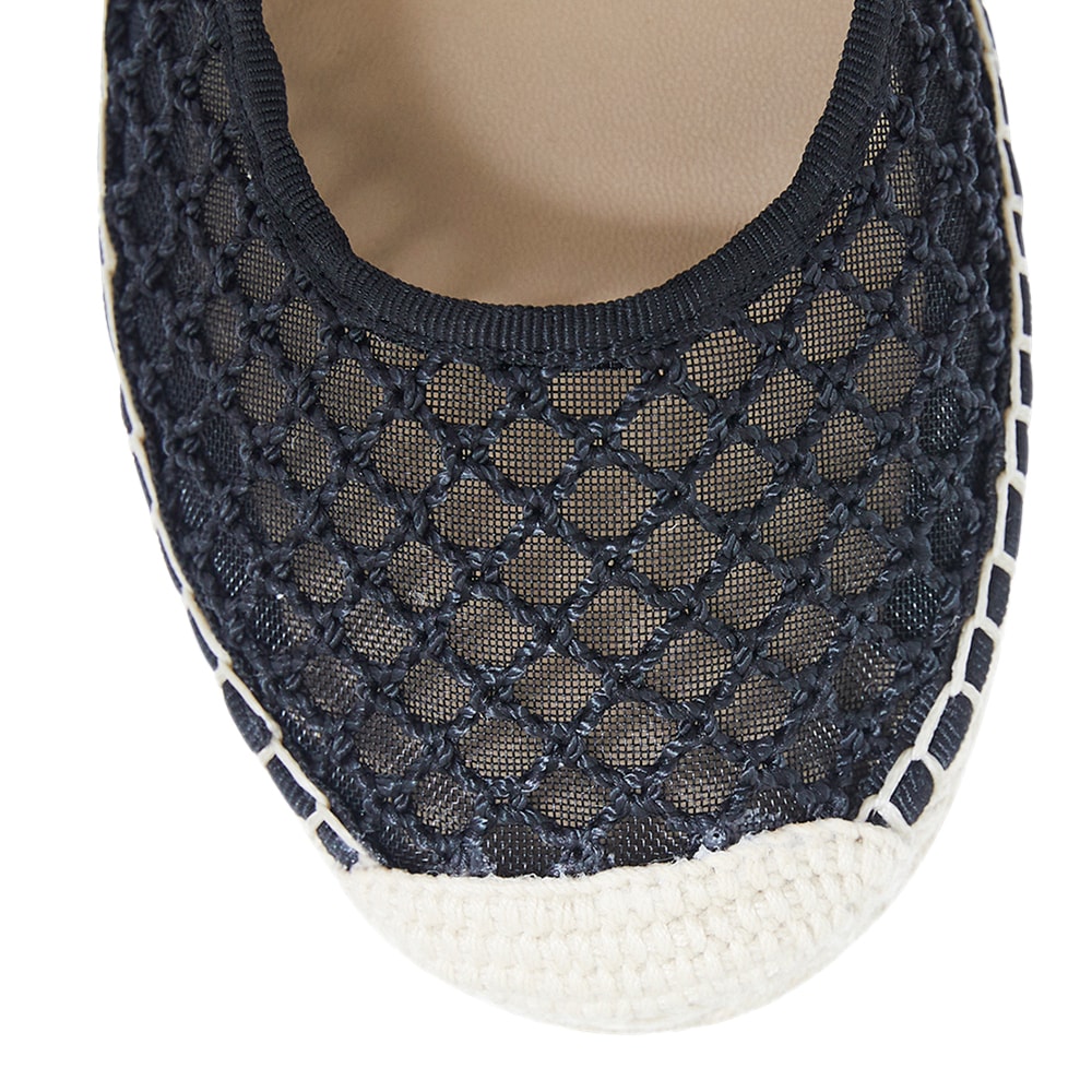 Portugal Flat in Black Mesh