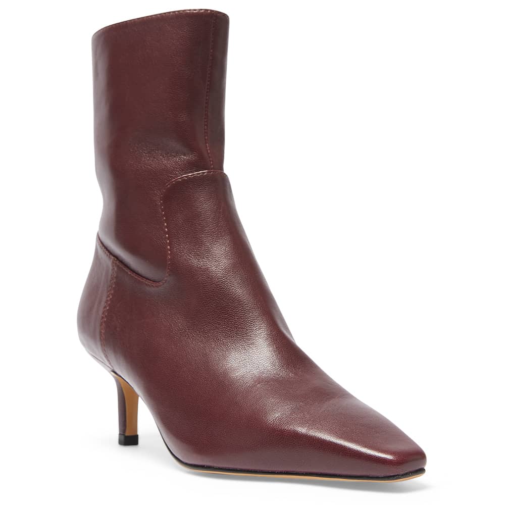 Rogue Boot in Wine   Leather