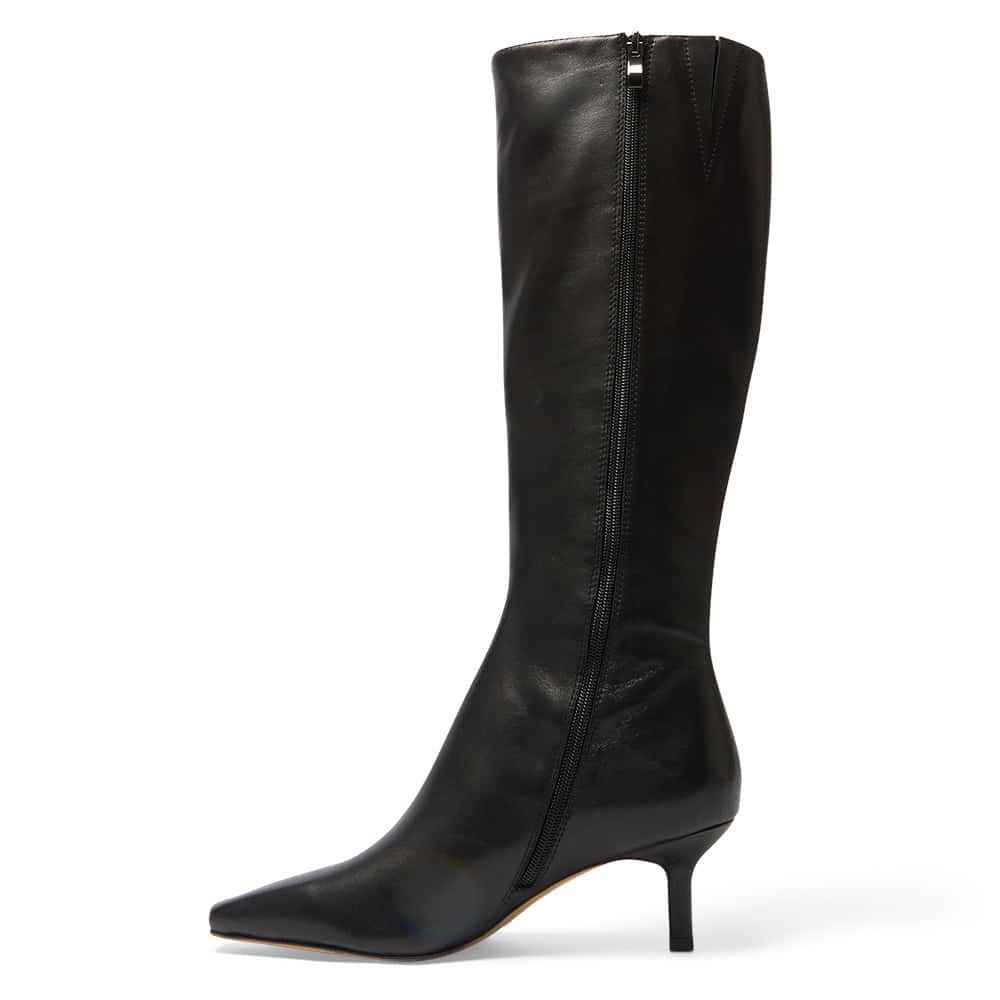 Roulette Boot in Black Leather