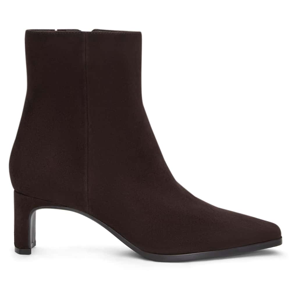 Vanta Boot in Chocolate  Suede