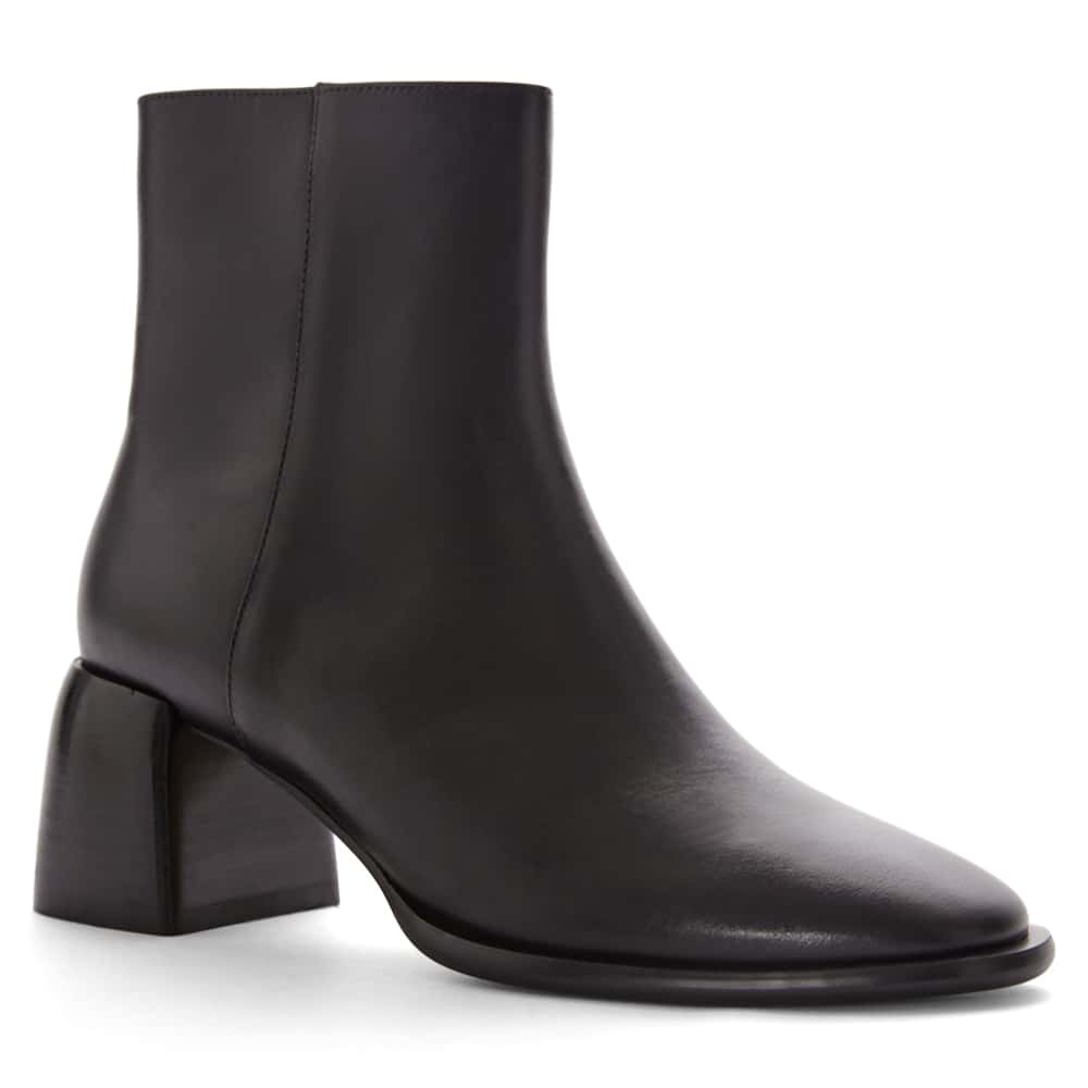 Zalia Boot in Black Leather