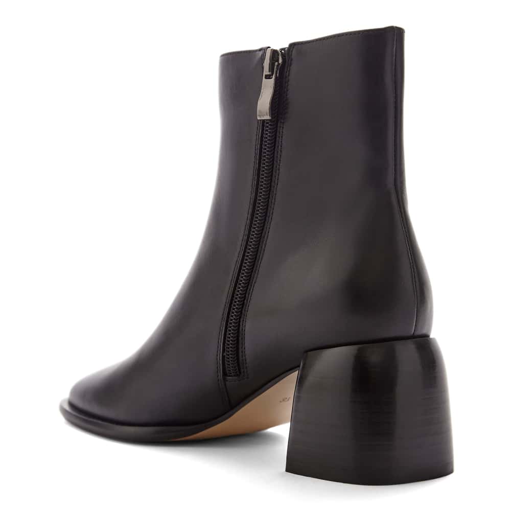 Zalia Boot in Black Leather