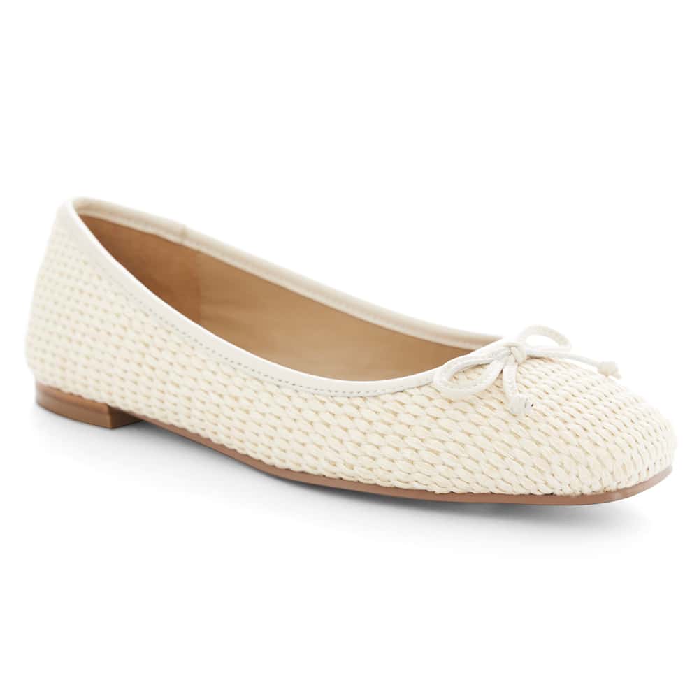 Tandem Flat in Ivory Raffia Leather