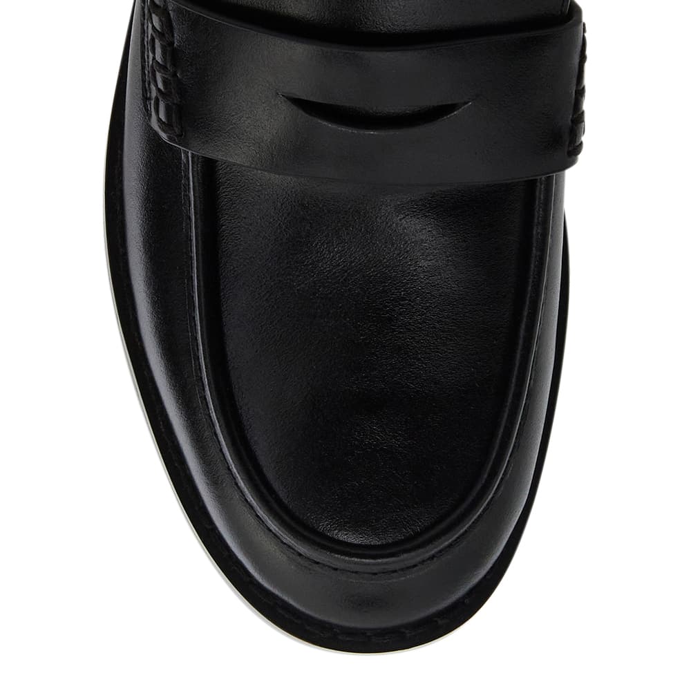Tory Loafer in Black Hi Shine Leather