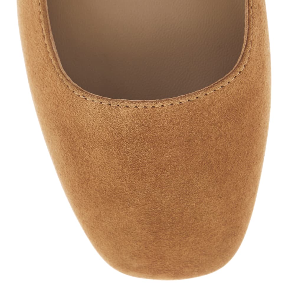Tottie Flat in Tan Suede