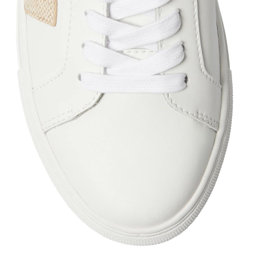 Trio Sneaker in White And Linen Leather