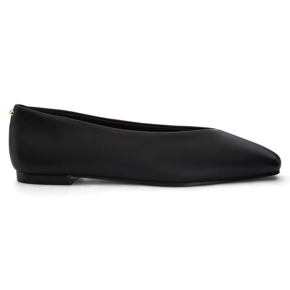 Tune Ballet Flat in Black Leather
