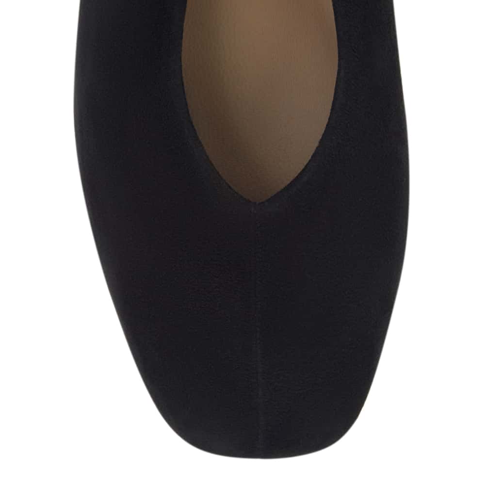 Tune Ballet Flat in Black Suede