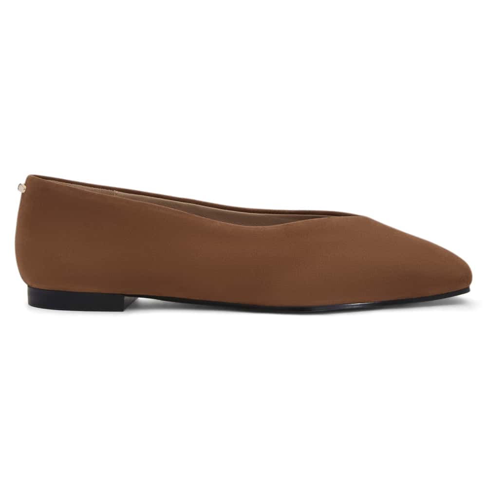 Tune Ballet Flat in Tan Suede