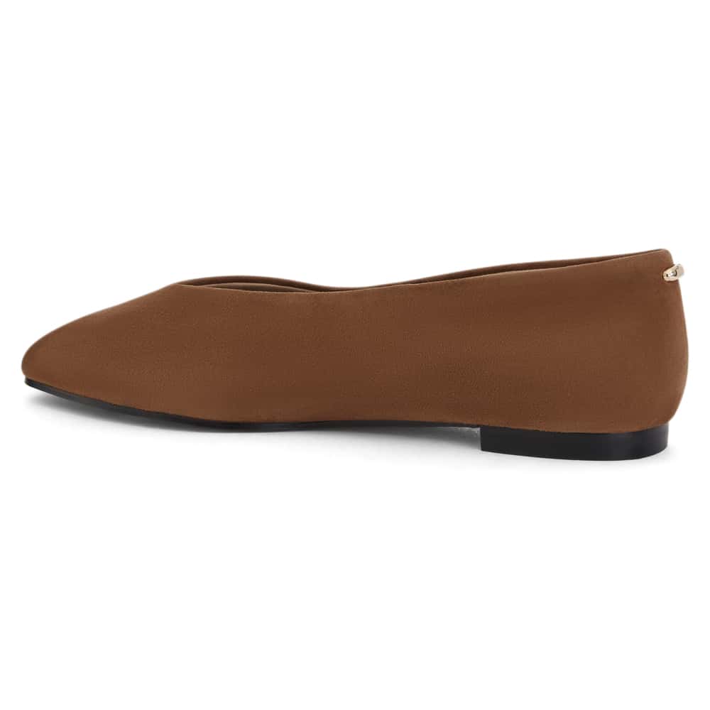 Tune Ballet Flat in Tan Suede