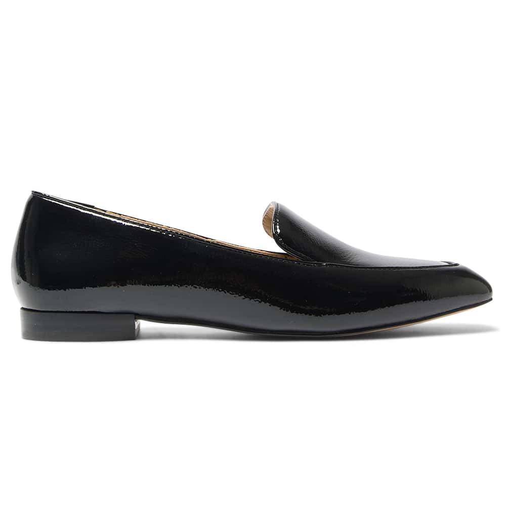 Tuxedo Loafer in Black Patent