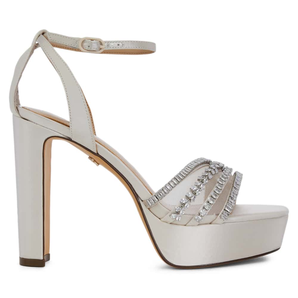 Agitha Heel in Ivory