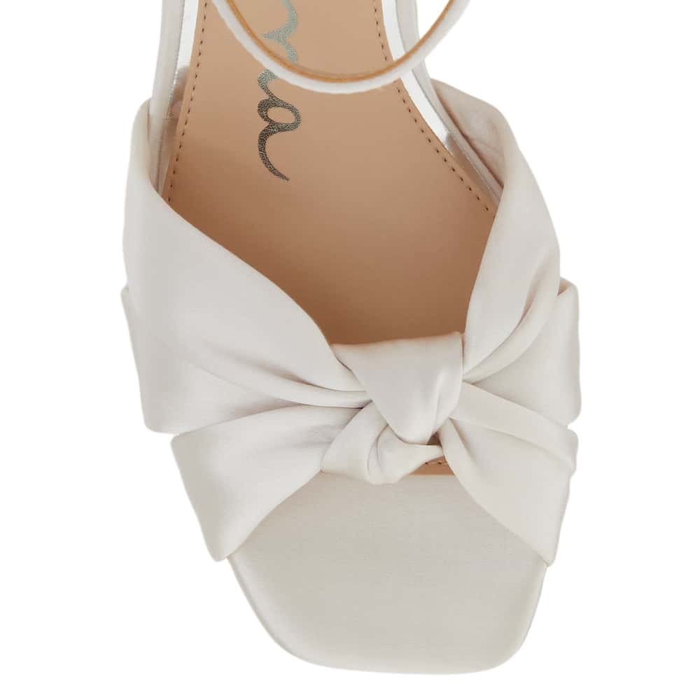 Autumn Heel in Ivory