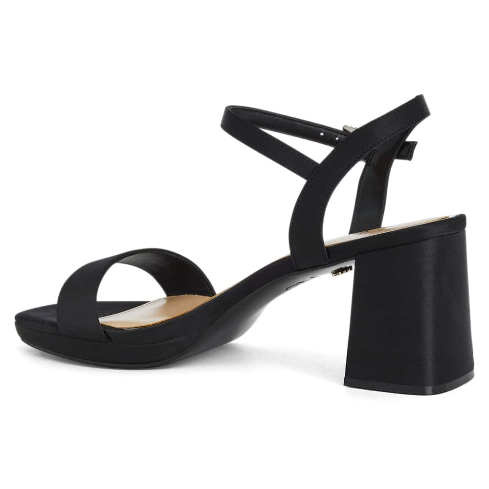 Berg Heel in Black
