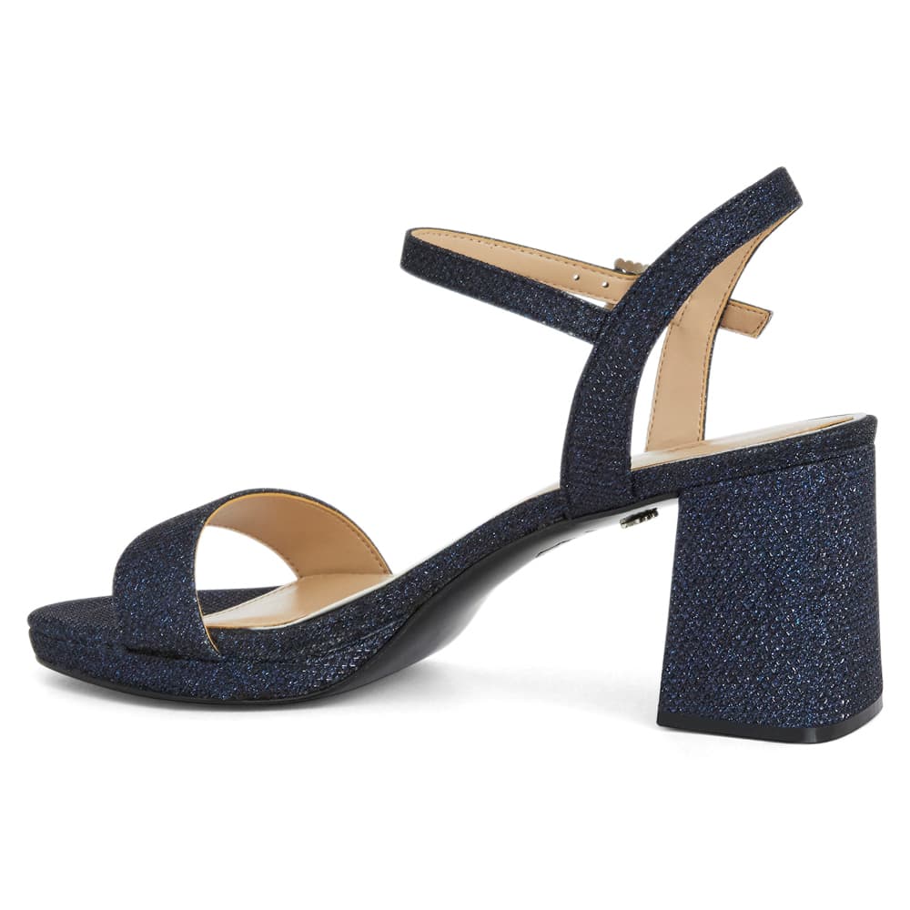 Berg Heel in Navy