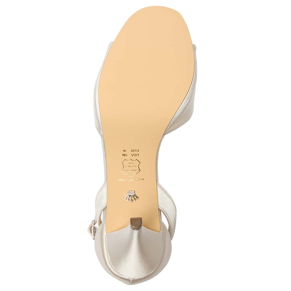 Briza Heel in Ivory