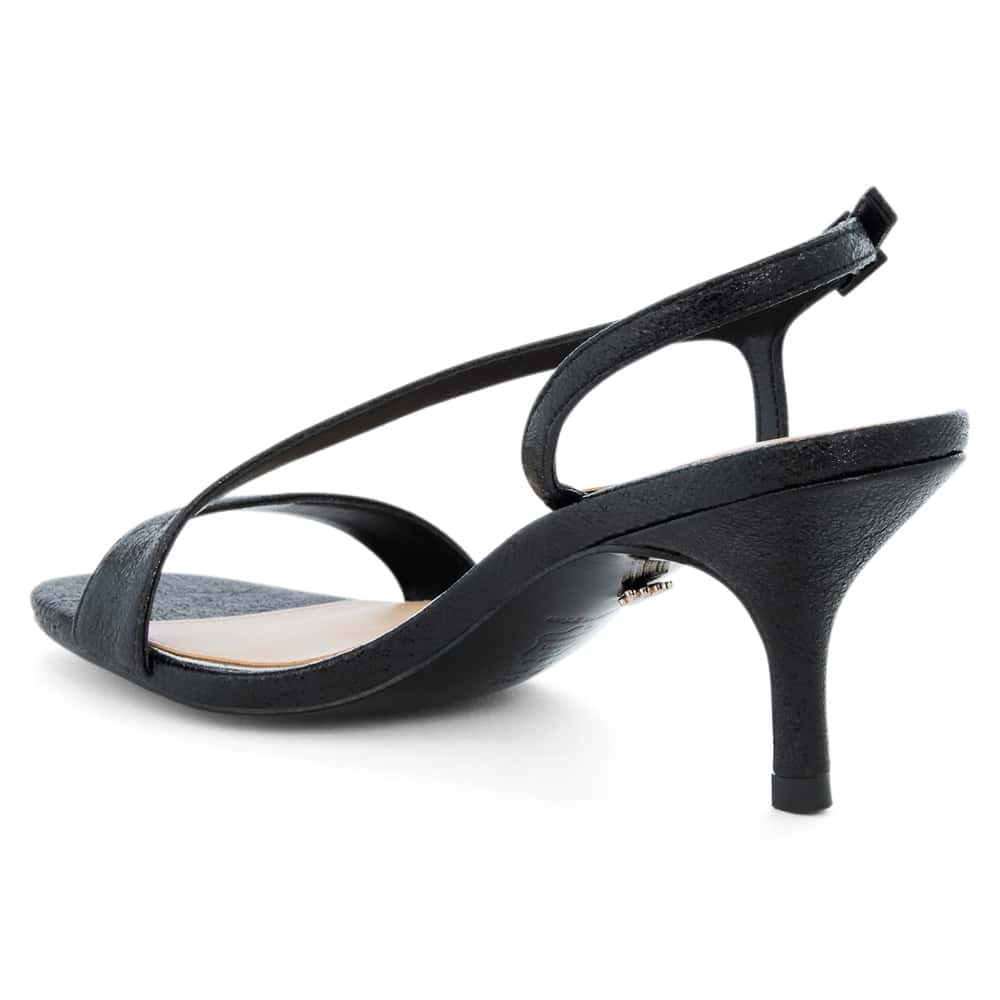 Bubbles Heel in Black Stellar Glow