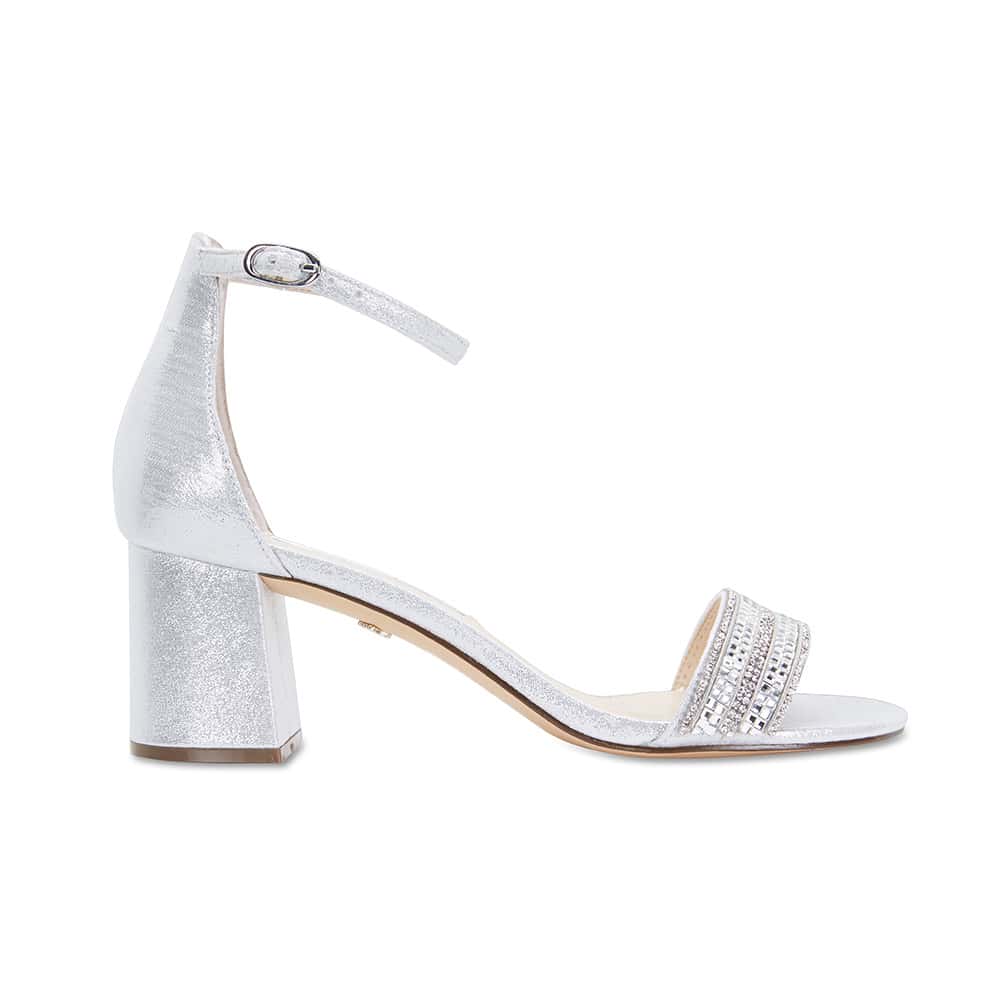 Elenora Heel in True Silver