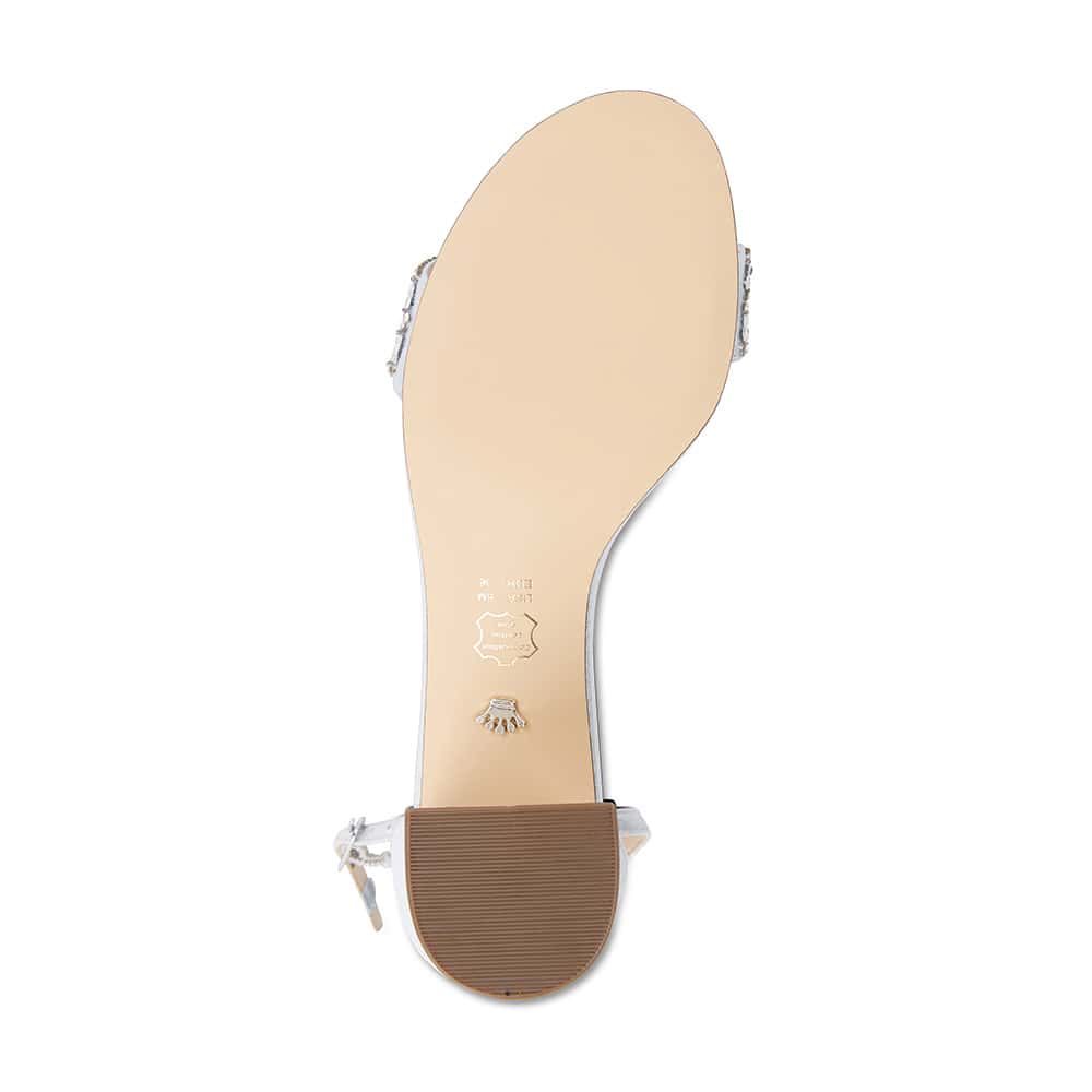 Elenora Heel in True Silver