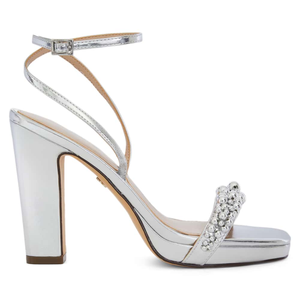 Evette Heel in Silver
