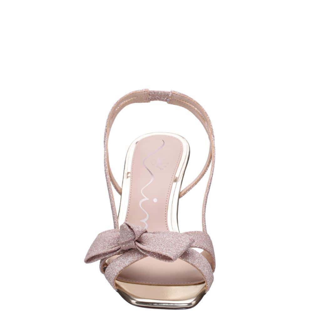 Lizette Heel in Platino Fantasy